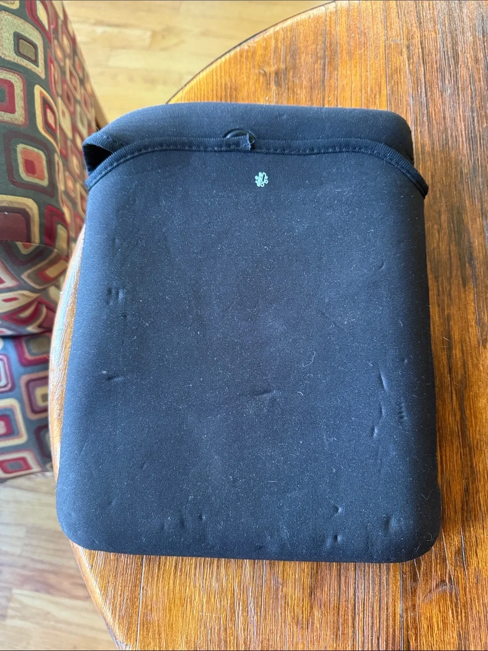 Asus Eee PC 1000HE Compact Laptop in Dark Blue and Black